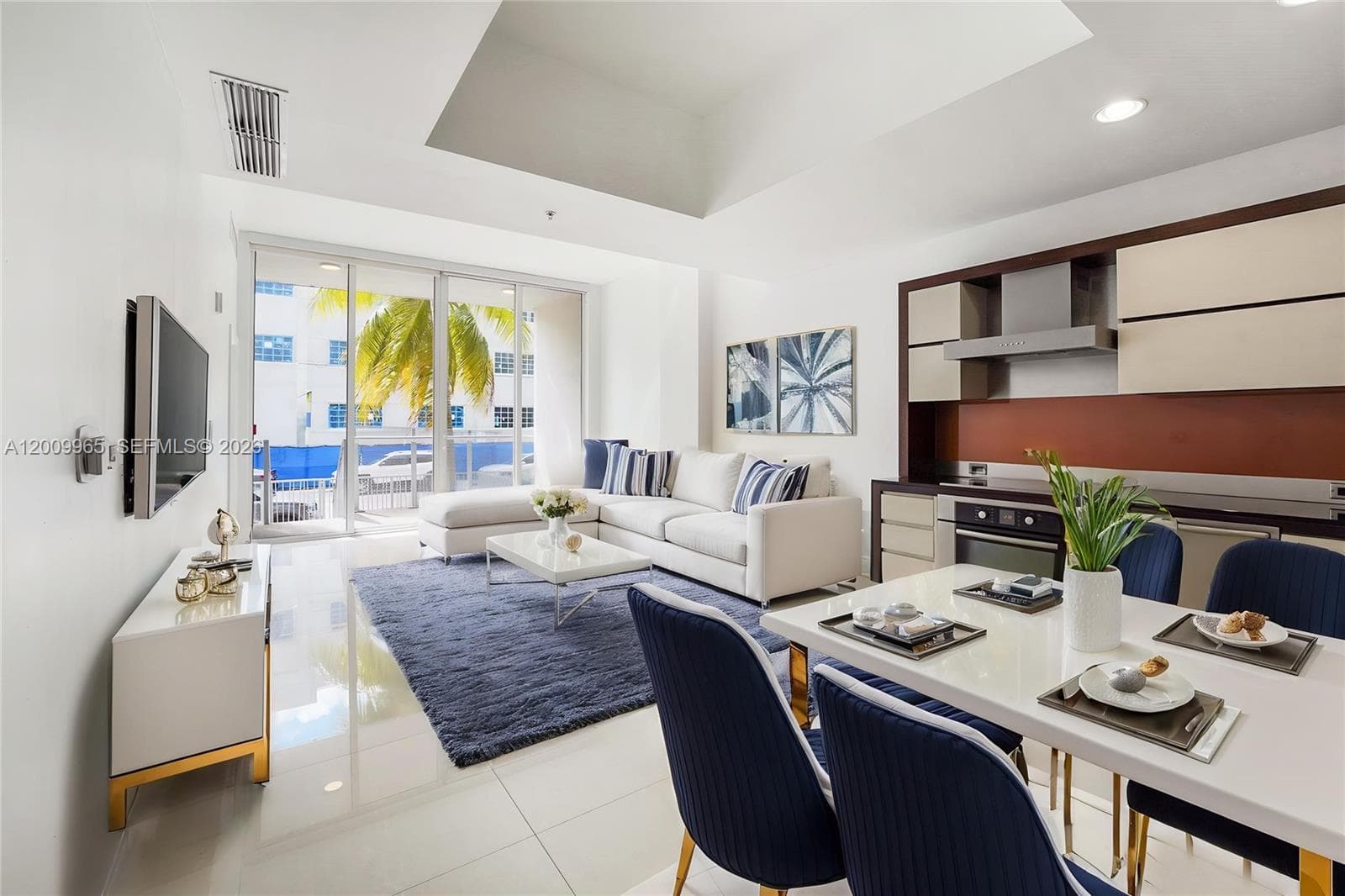 2100 Park Ave # 108, Miami Beach FL 33139 — 1
