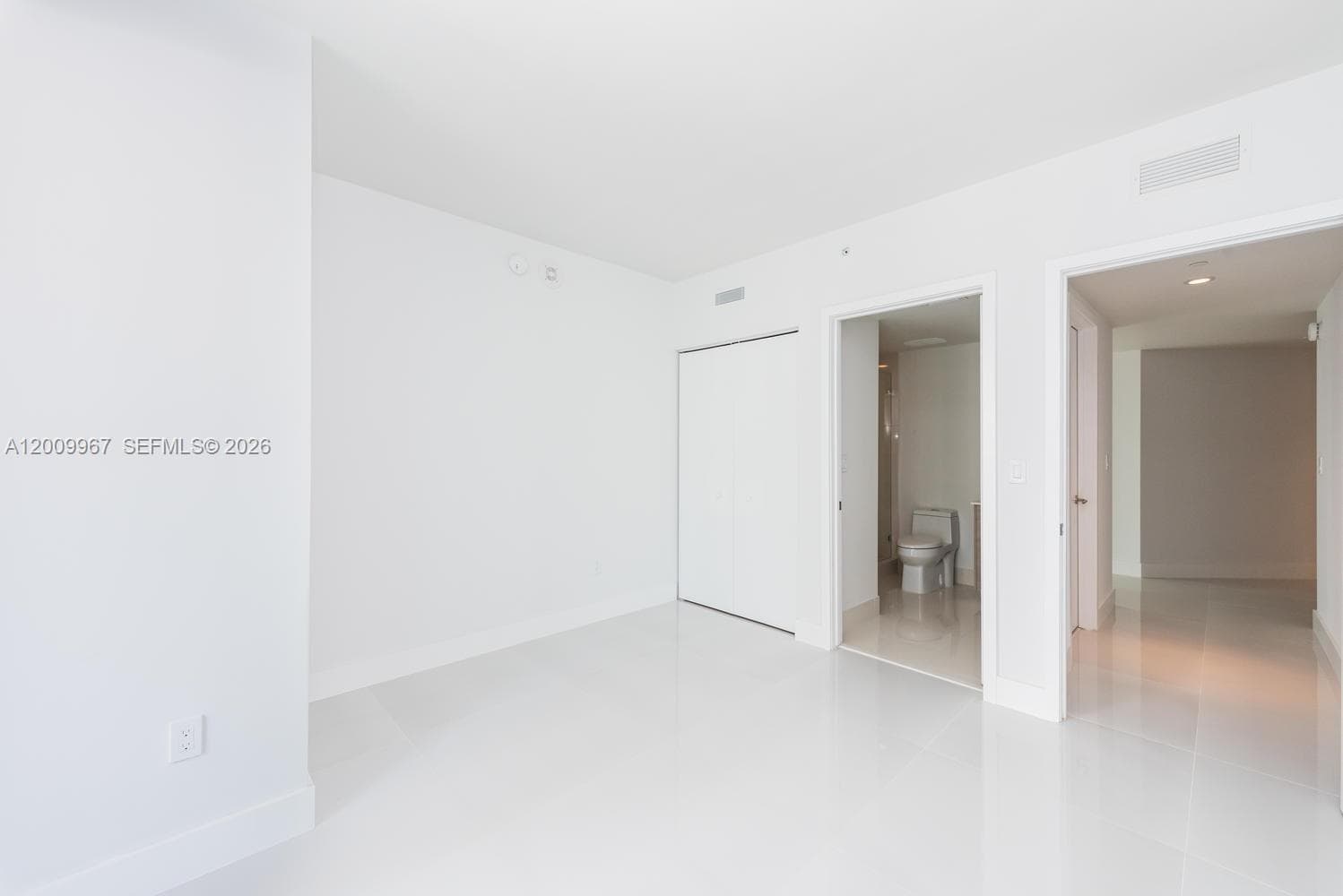 1300 S Miami # 1801, Miami FL 33130 — 17