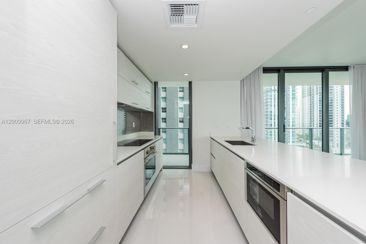 1300 S Miami # 1801, Miami FL 33130 — 3