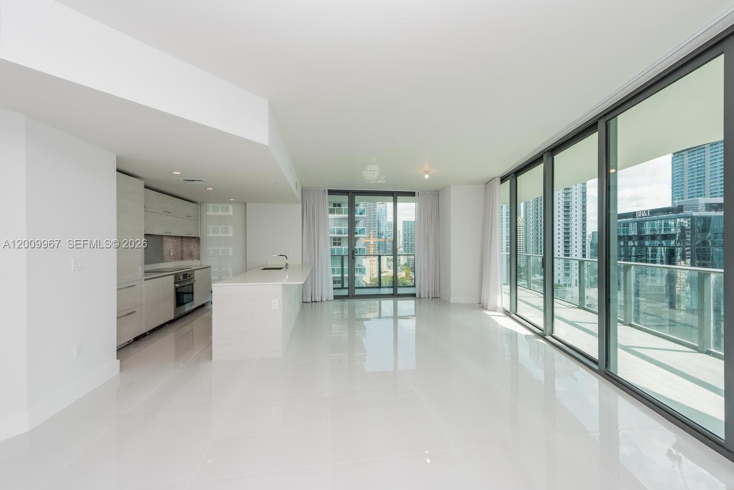 1300 S Miami # 1801, Miami FL 33130 — 5