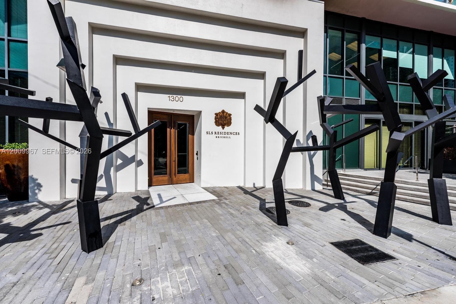 1300 S Miami # 1801, Miami FL 33130 — 33