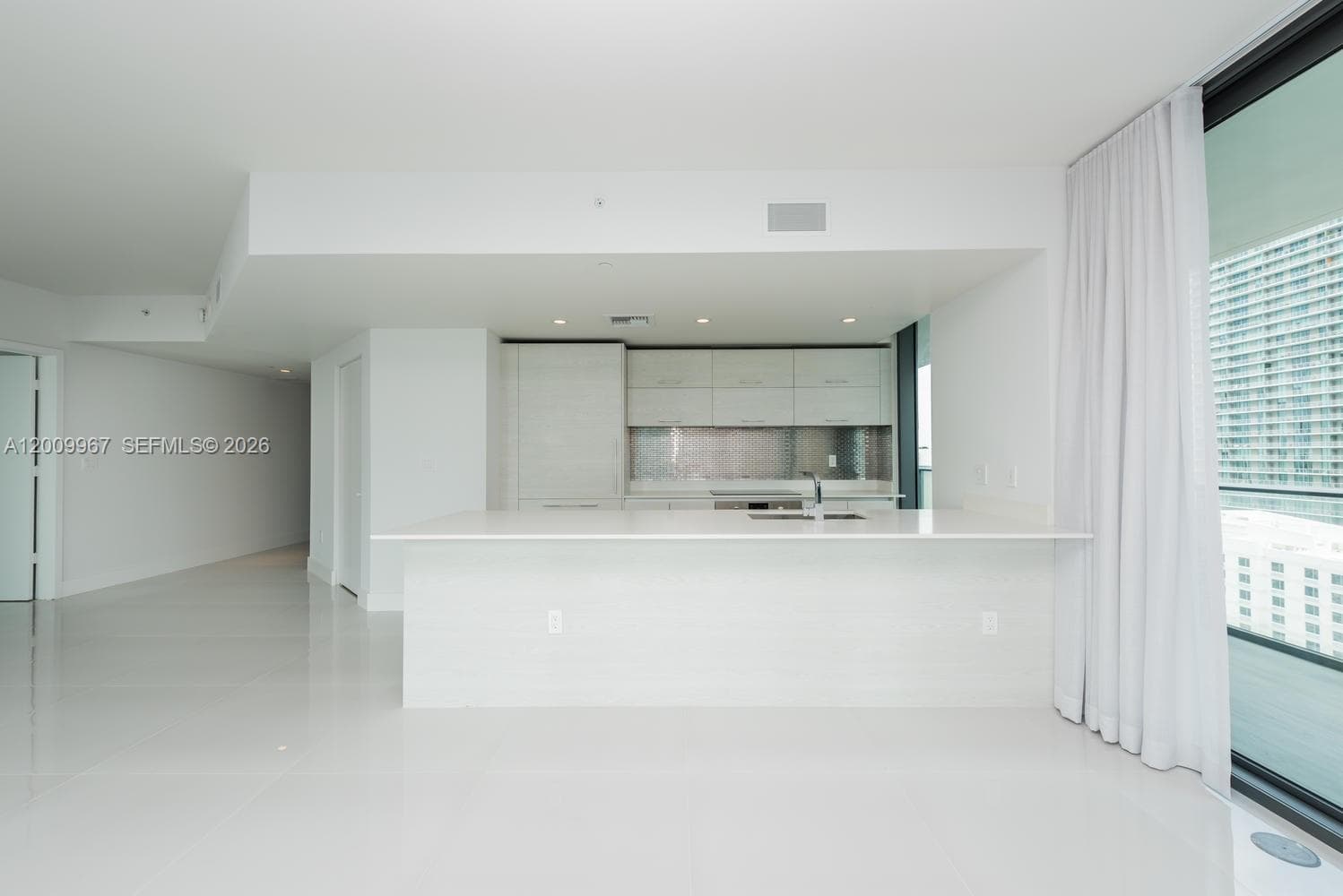 1300 S Miami # 1801, Miami FL 33130 — 4