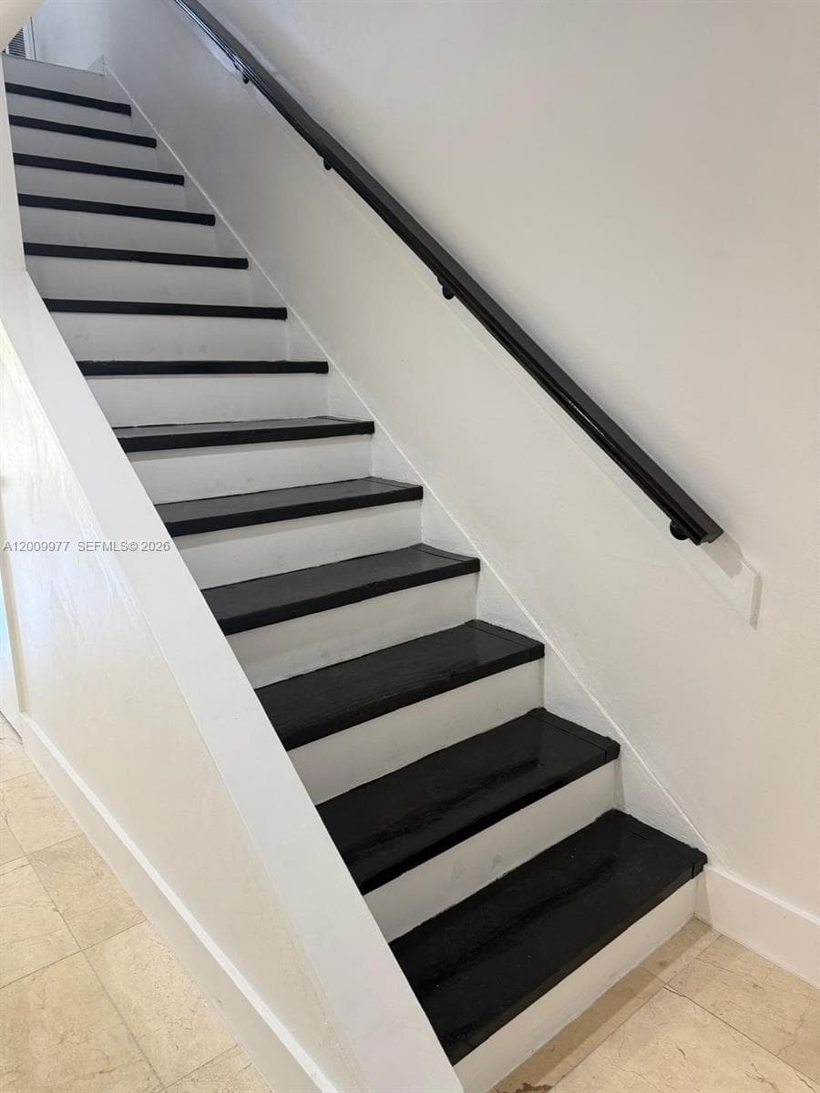 260 NW 107th Ave # 204, Miami FL 33172 — 27
