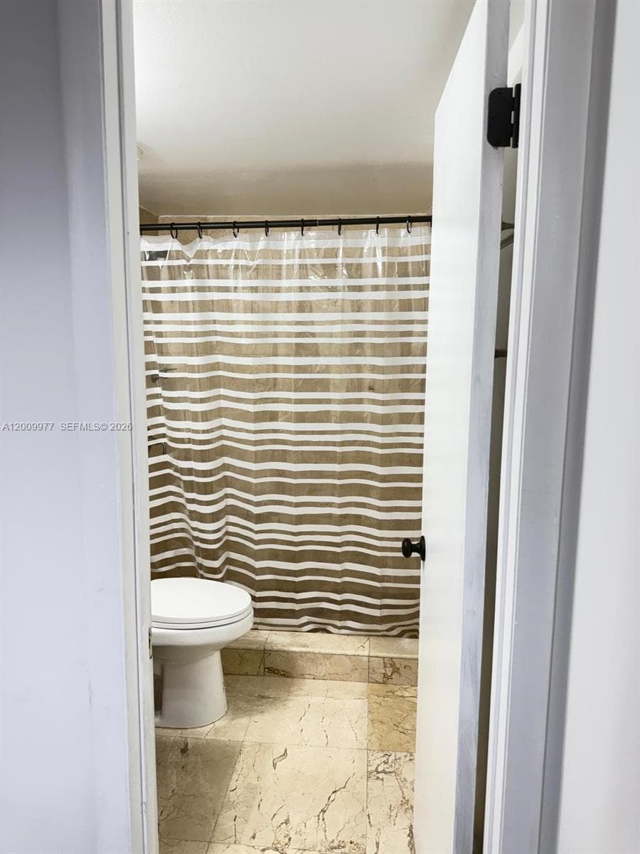 260 NW 107th Ave # 204, Miami FL 33172 — 57