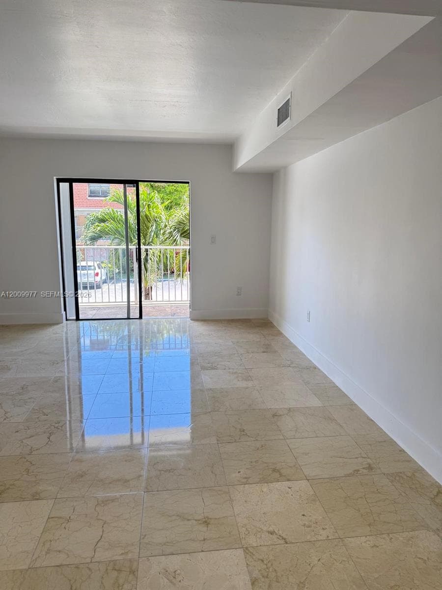 260 NW 107th Ave # 204, Miami FL 33172 — 5