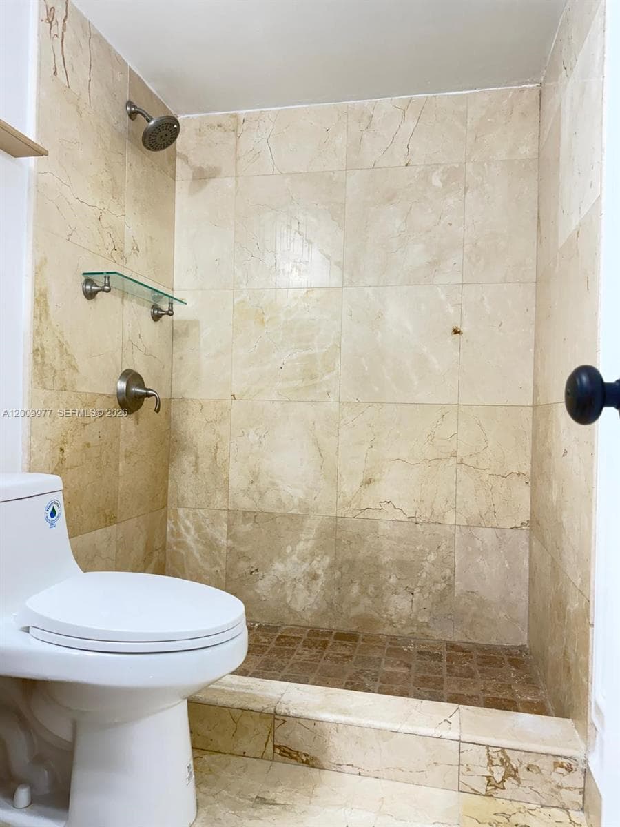 260 NW 107th Ave # 204, Miami FL 33172 — 49