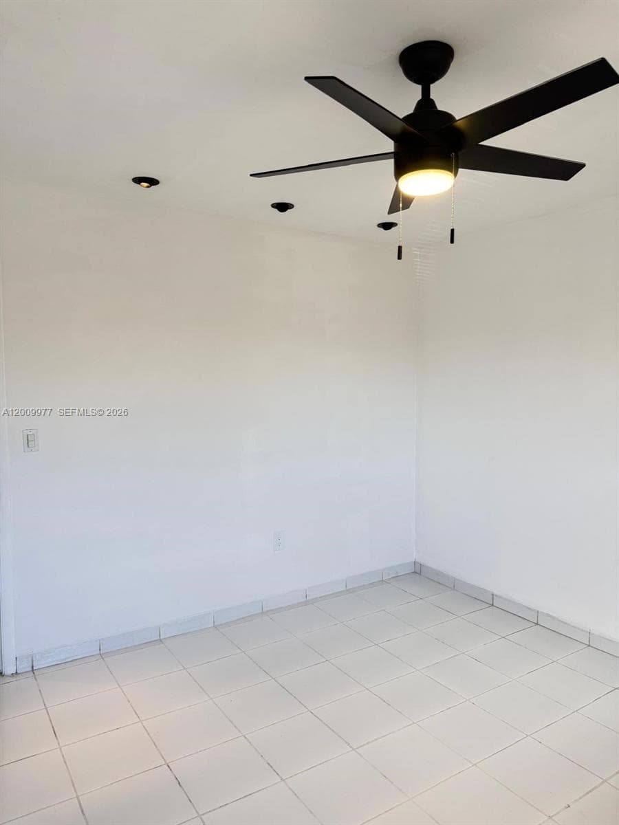 260 NW 107th Ave # 204, Miami FL 33172 — 44