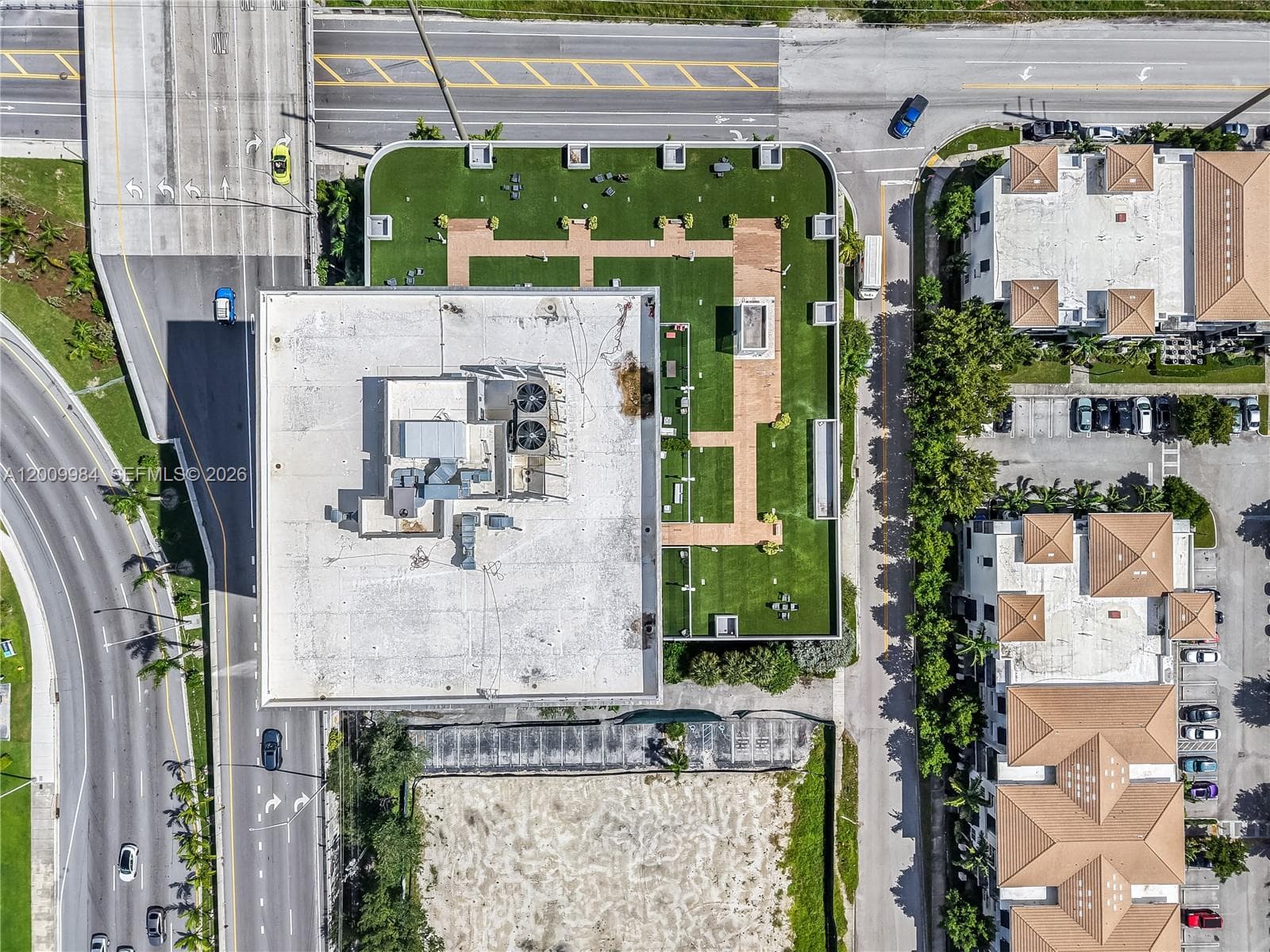 20200 W Dixie Hwy 1208 Hwy, Miami FL 33180 — 34