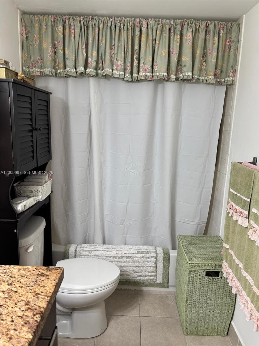 8225 Lake Dr # 404, Doral FL 33166 — 12