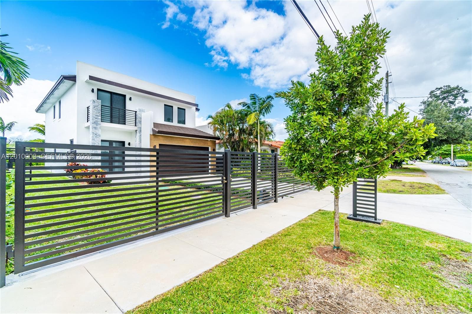 6535 SW 26th St, Miami FL 33155 — 2