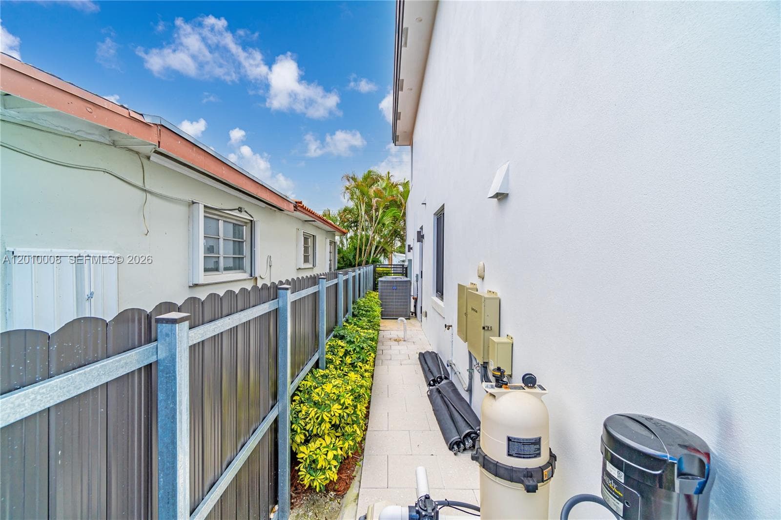 6535 SW 26th St, Miami FL 33155 — 32