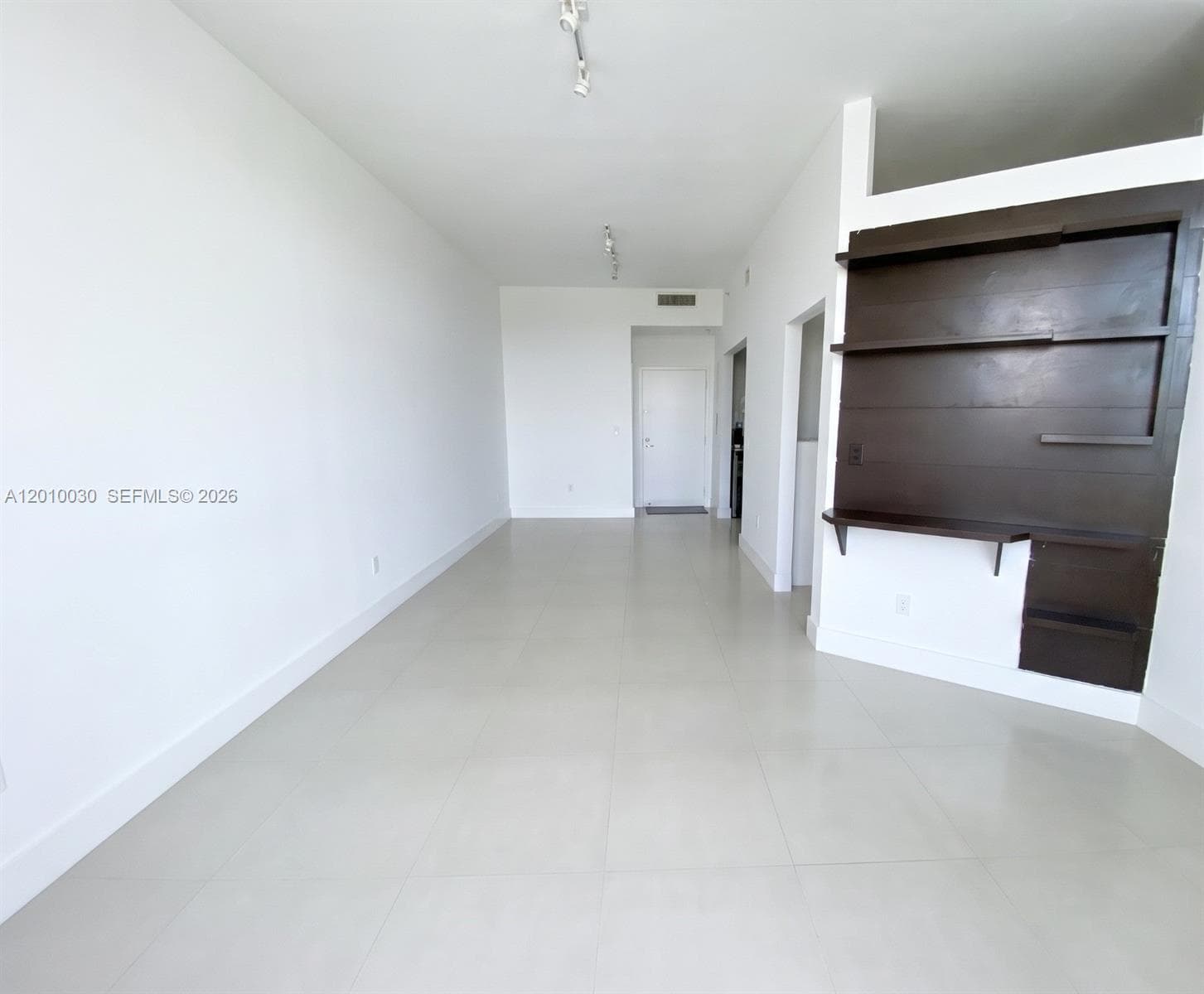 2829 Indian Creek Dr # 1405, Miami Beach FL 33140 — 1