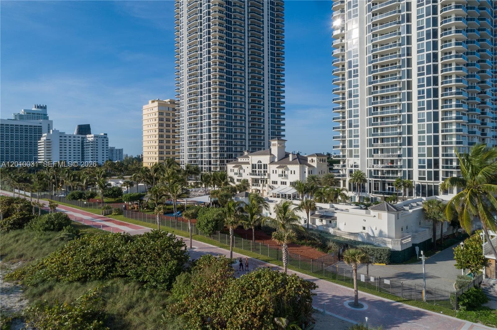 4779 Collins Ave # 2404, Miami Beach FL 33140 — 23