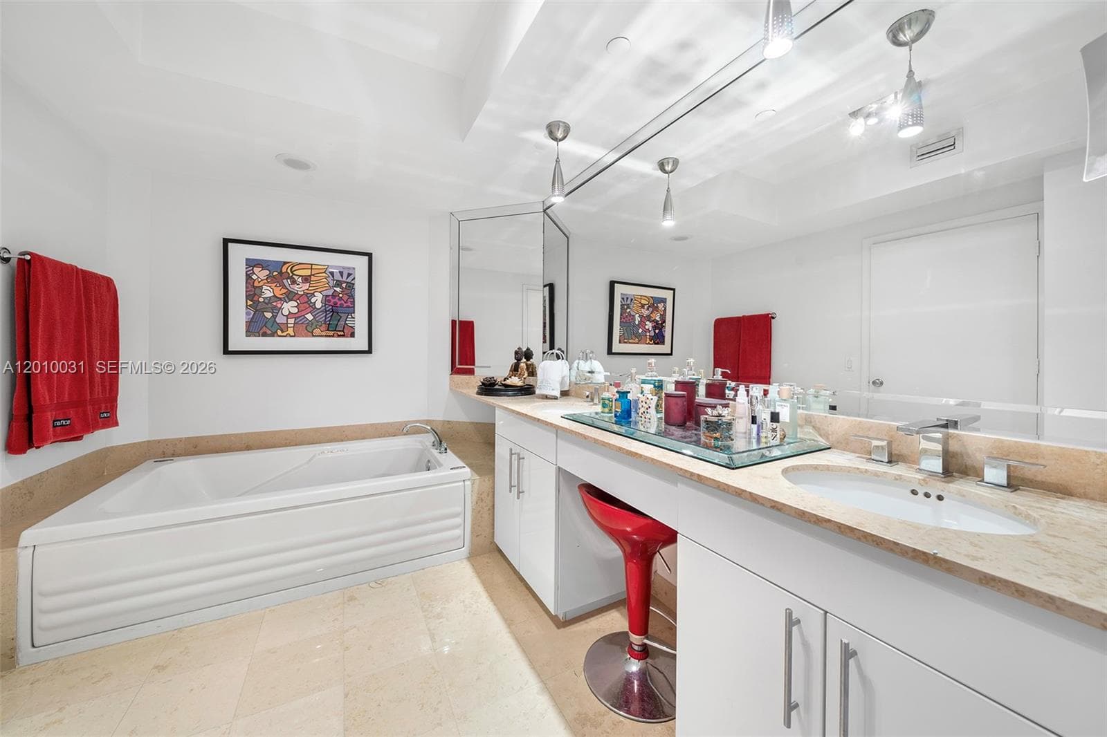 4779 Collins Ave # 2404, Miami Beach FL 33140 — 11