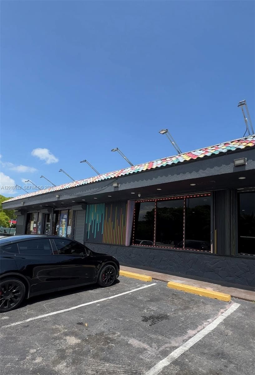 4799 NW 7th Ave, Miami FL 33127 — 2