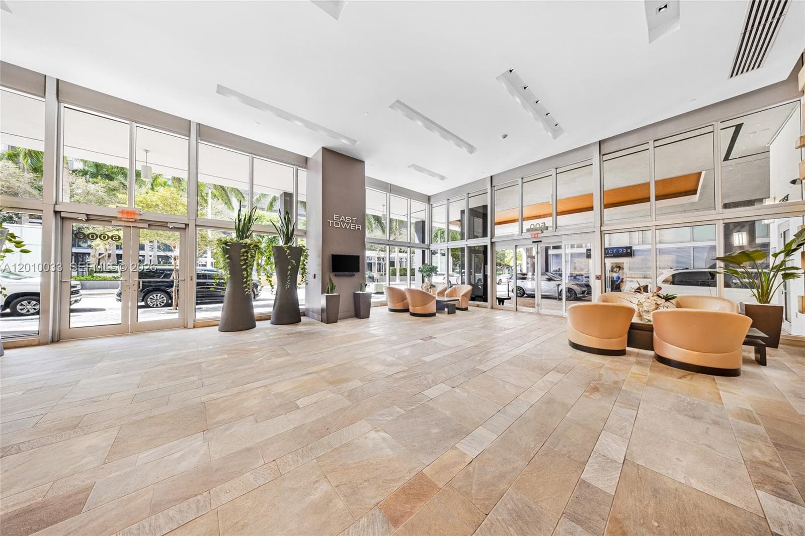 500 Brickell Ave # 3707, Miami FL 33131 — 43
