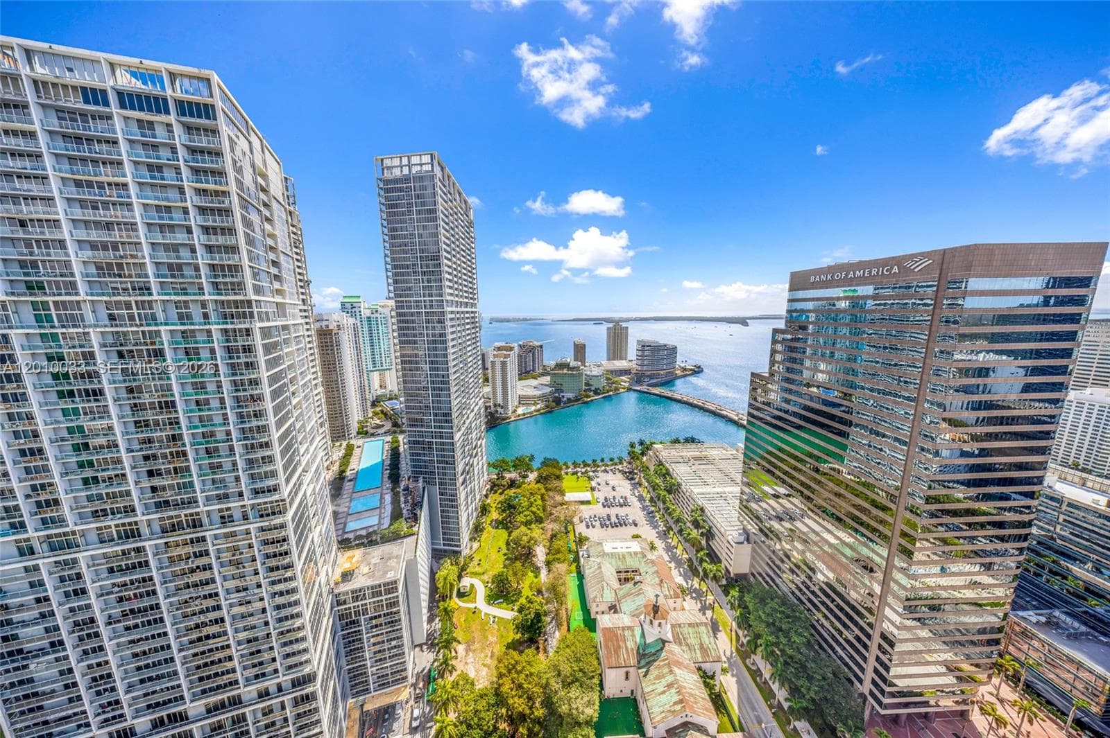 500 Brickell Ave # 3707, Miami FL 33131 — 28