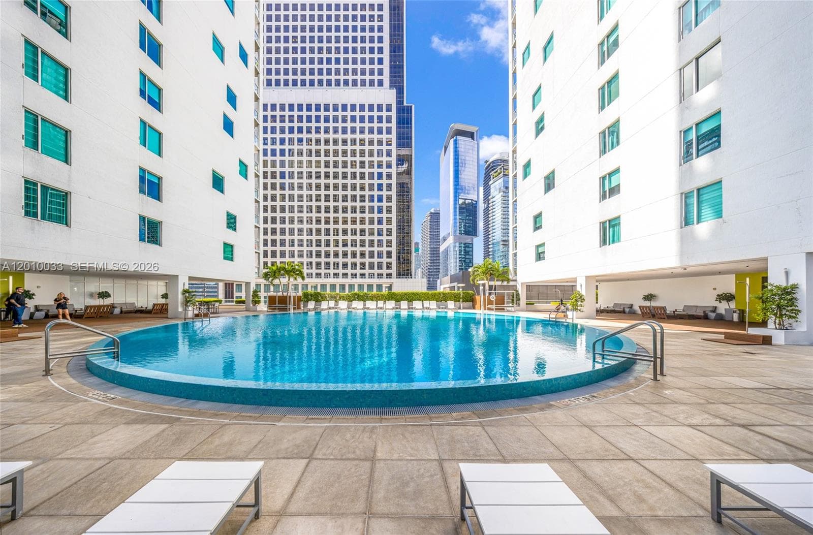 500 Brickell Ave # 3707, Miami FL 33131 — 38