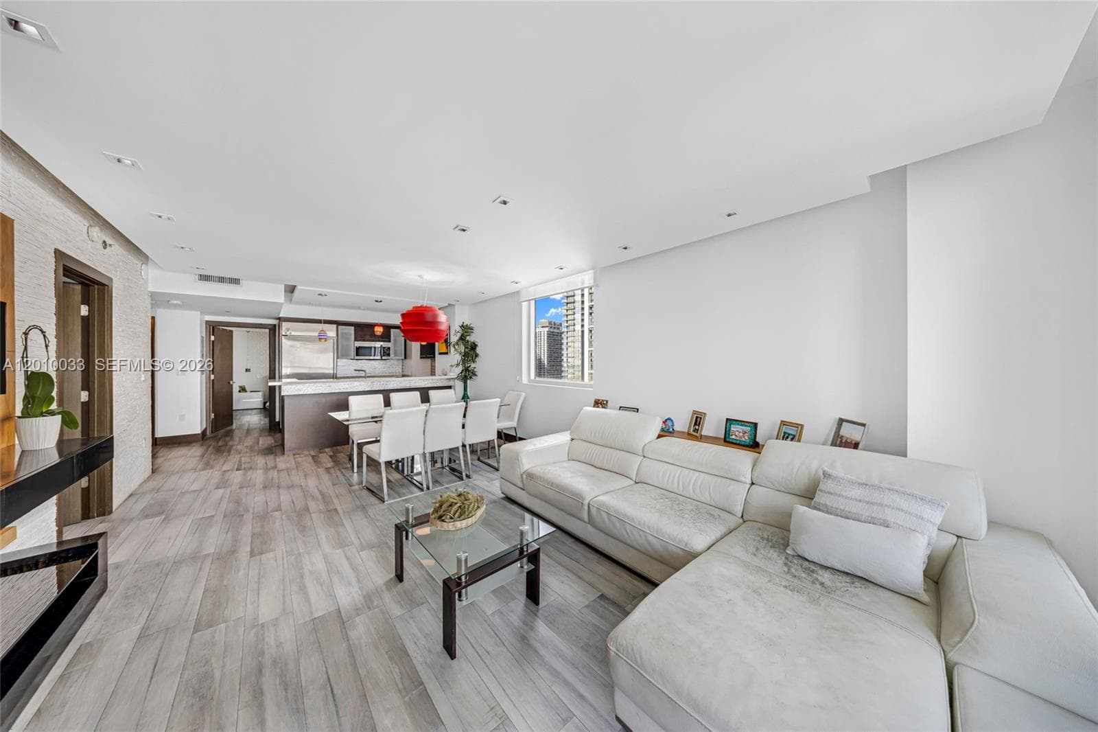 500 Brickell Ave # 3707, Miami FL 33131 — 10