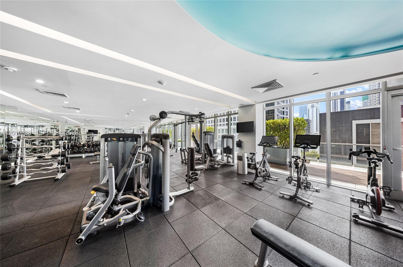 500 Brickell Ave # 3707, Miami FL 33131 — 40