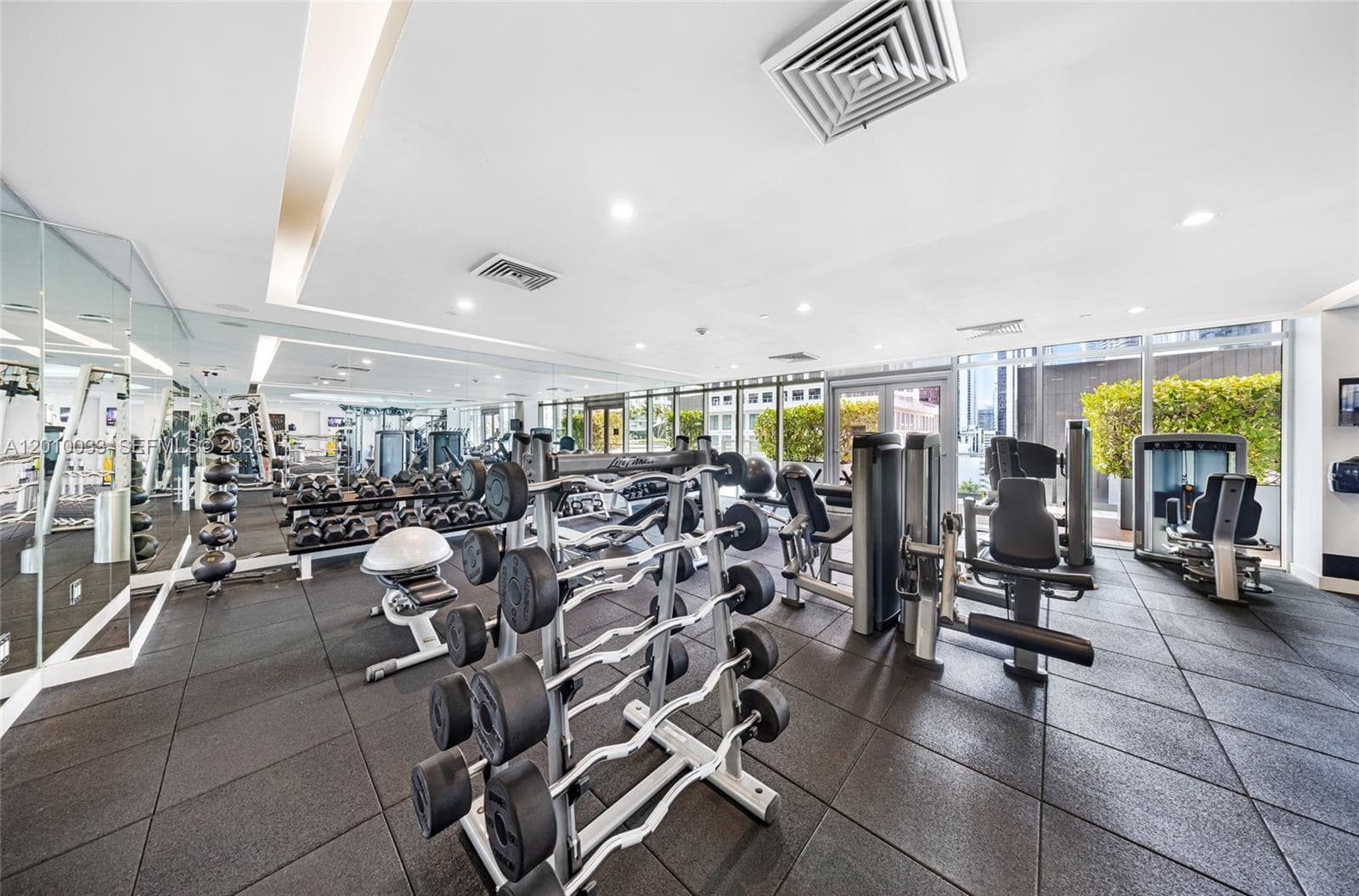 500 Brickell Ave # 3707, Miami FL 33131 — 39