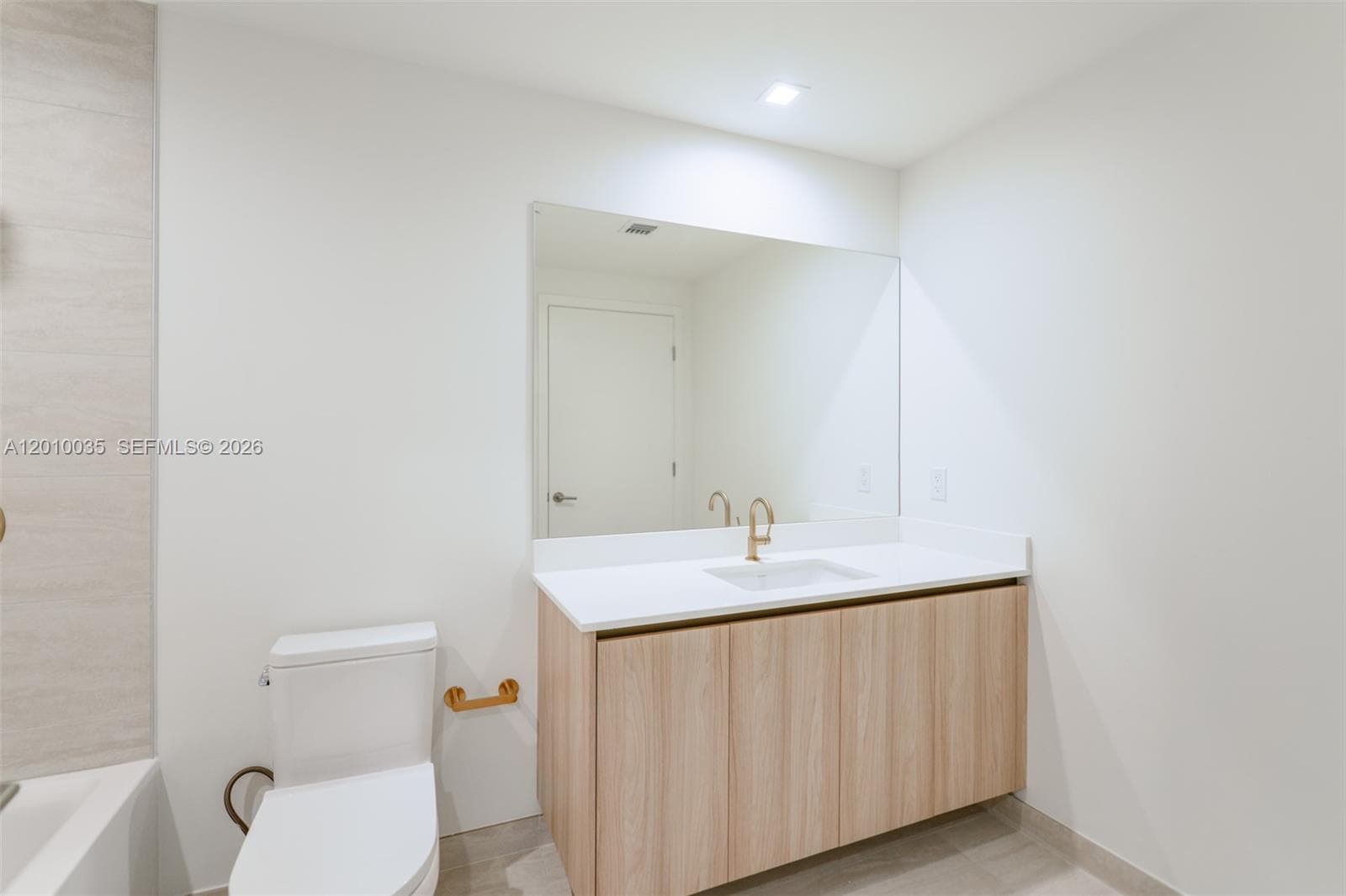 77 SE 5 Street # 2603, Miami FL 33131 — 23