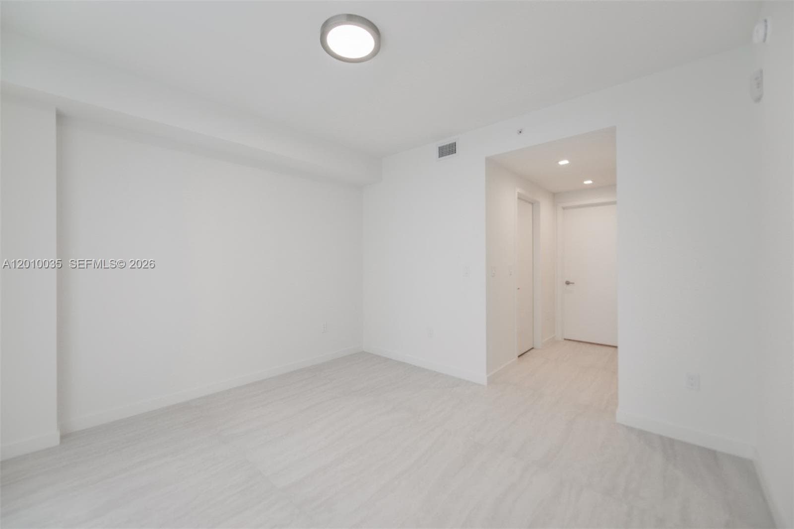 77 SE 5 Street # 2603, Miami FL 33131 — 18