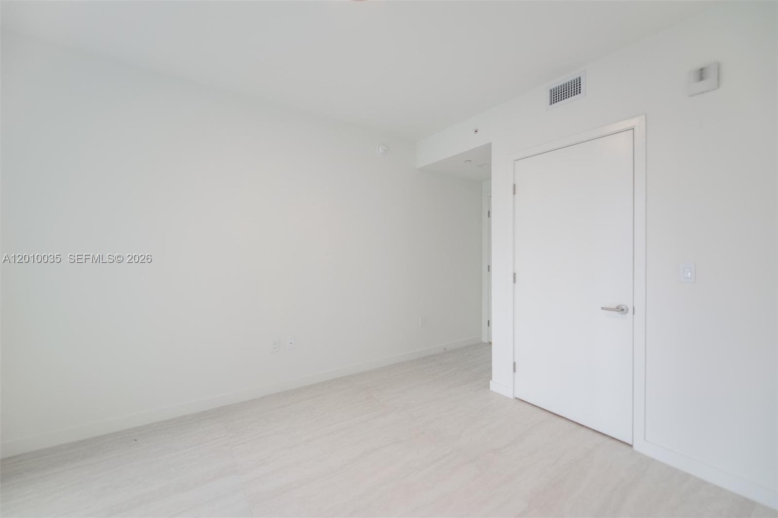 77 SE 5 Street # 2603, Miami FL 33131 — 29
