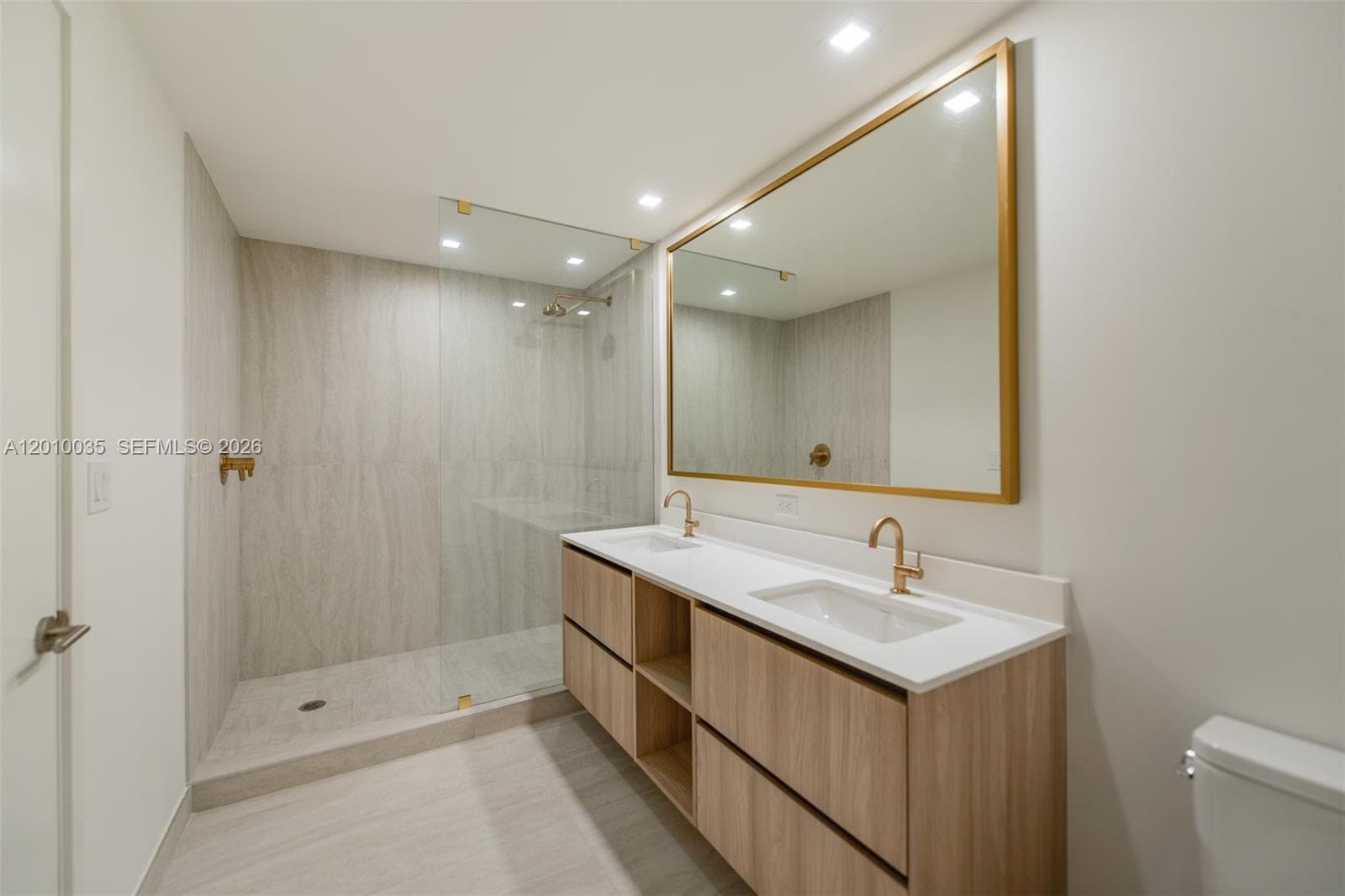 77 SE 5 Street # 2603, Miami FL 33131 — 21