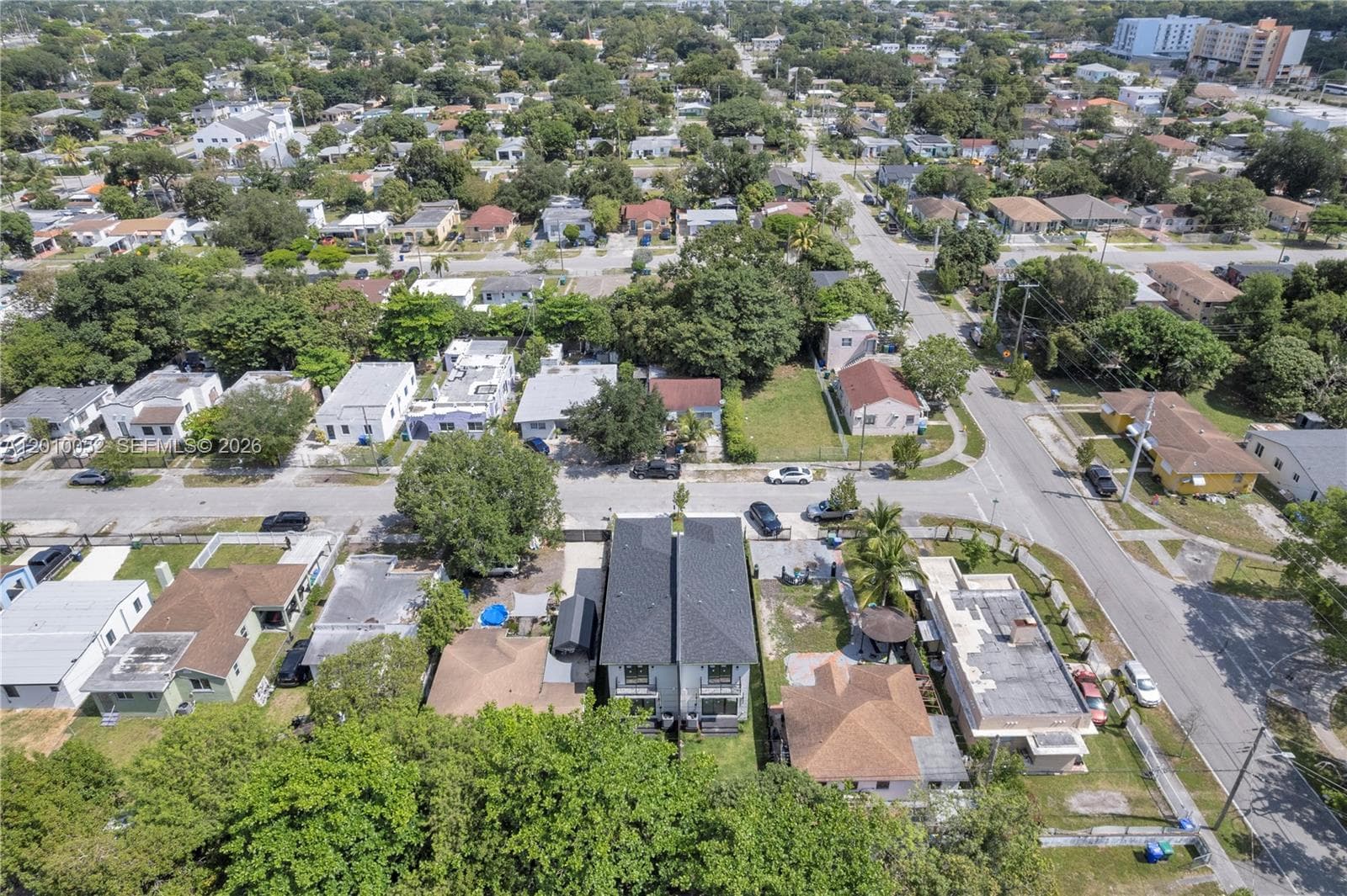1818 NW 49th St, Miami FL 33142 — 43
