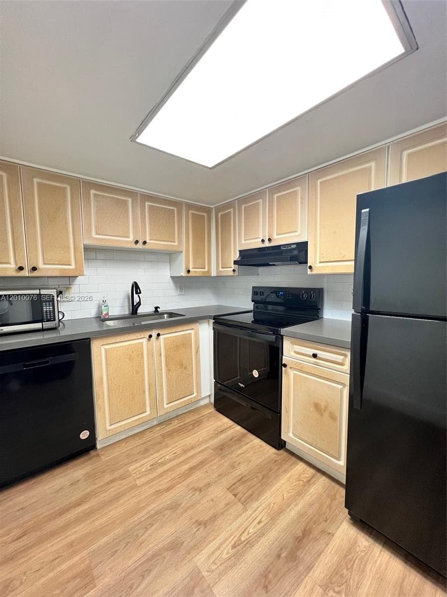 8301 SW 142nd Ave # C108, Miami FL 33183 — 2