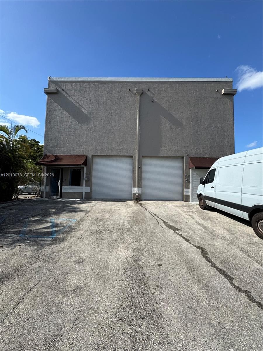 625 NW 121st St, North Miami FL 33168 — 7