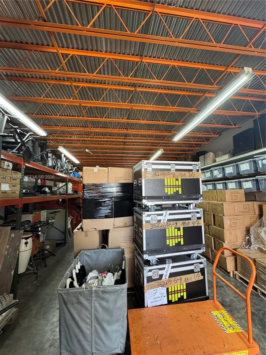 625 NW 121st St, North Miami FL 33168 — 24