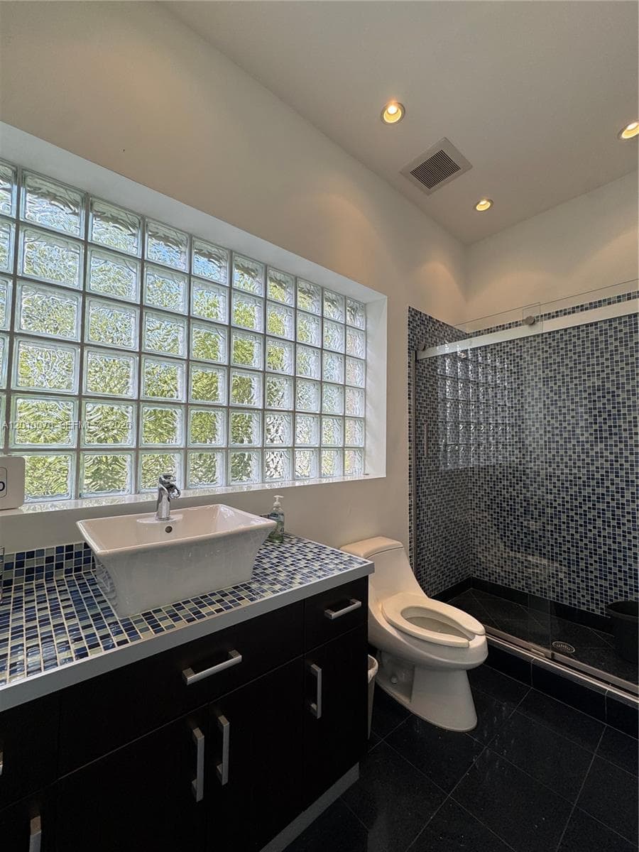 625 NW 121st St, North Miami FL 33168 — 15