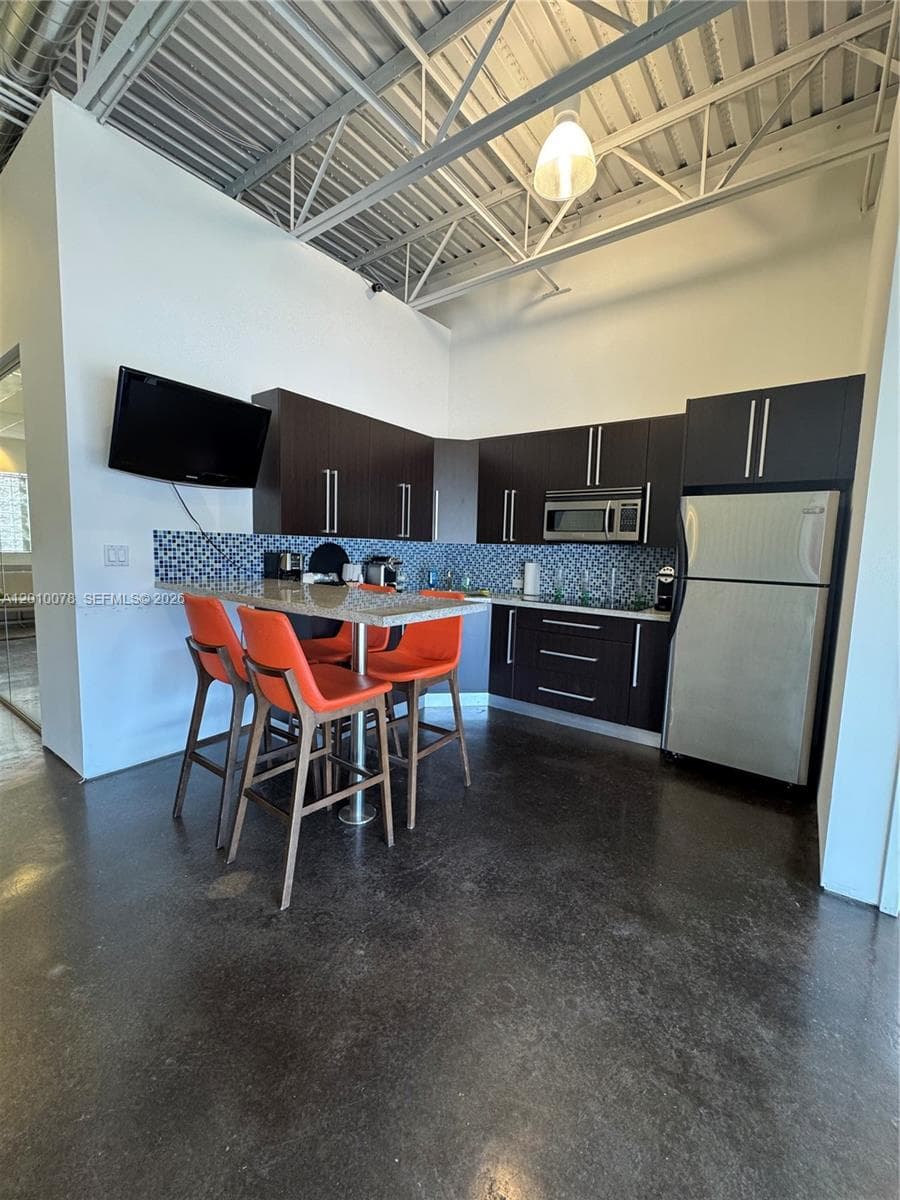 625 NW 121st St, North Miami FL 33168 — 19