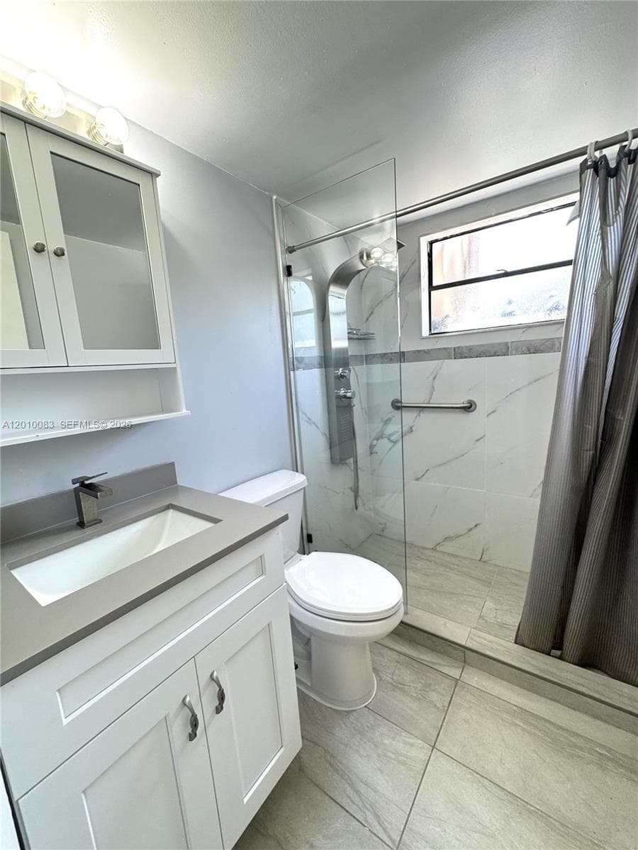 2260 W 53rd Pl # 7, Hialeah FL 33016 — 8