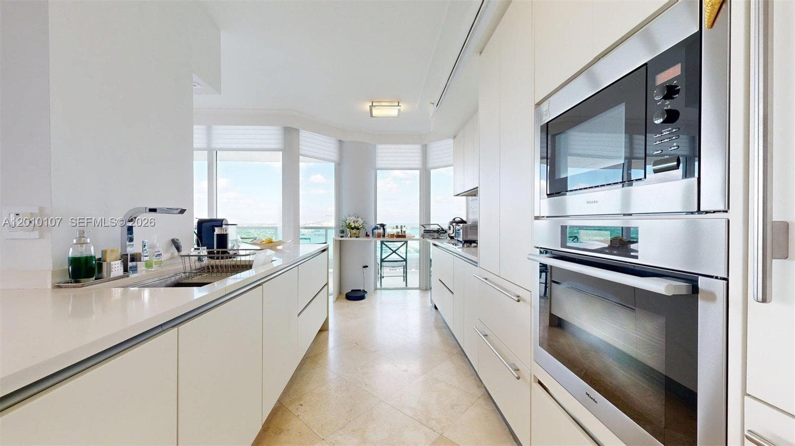 5025 Collins Ave # 2206, Miami Beach FL 33140 — 53