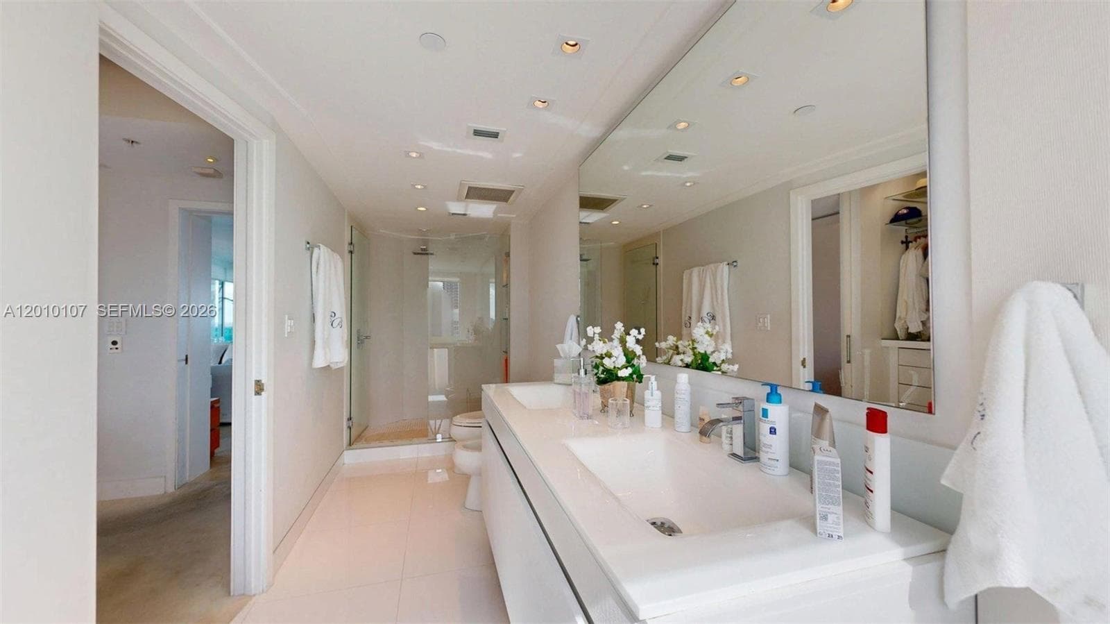 5025 Collins Ave # 2206, Miami Beach FL 33140 — 18