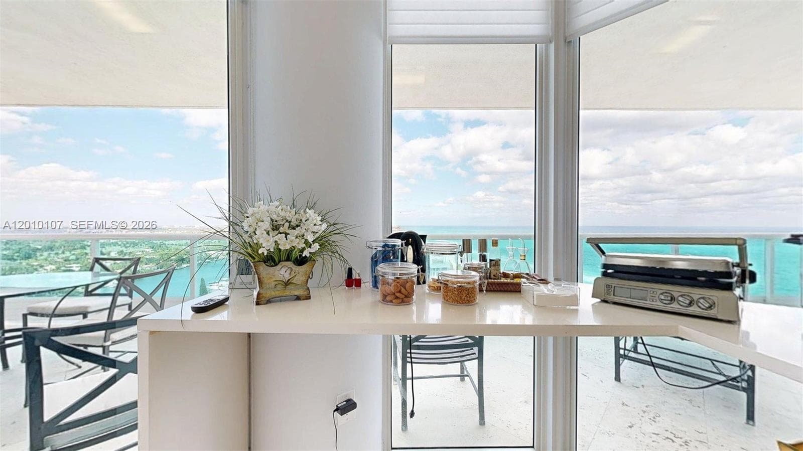 5025 Collins Ave # 2206, Miami Beach FL 33140 — 58