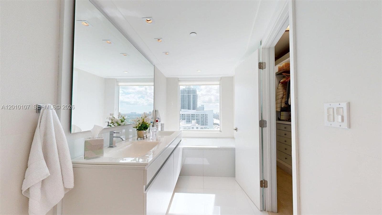 5025 Collins Ave # 2206, Miami Beach FL 33140 — 19
