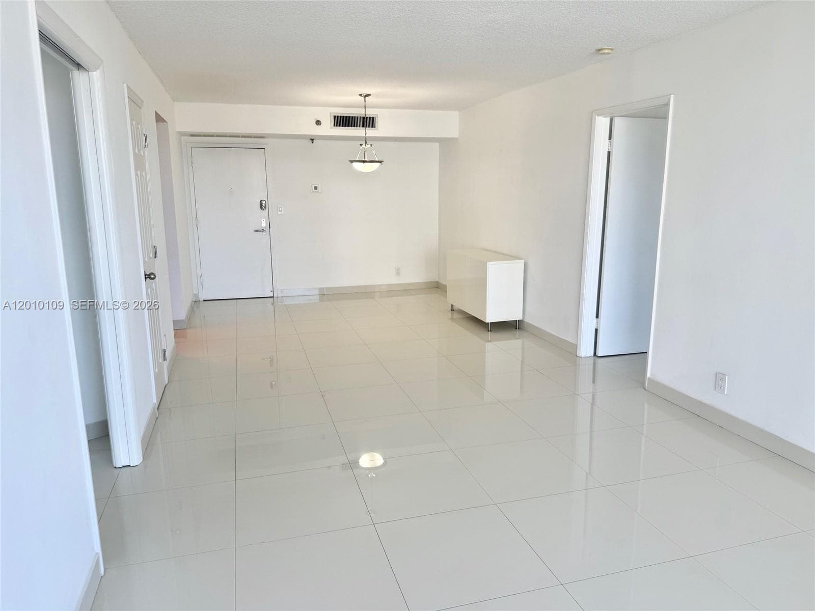3300 NE 192nd St # 1609, Aventura FL 33180 — 5