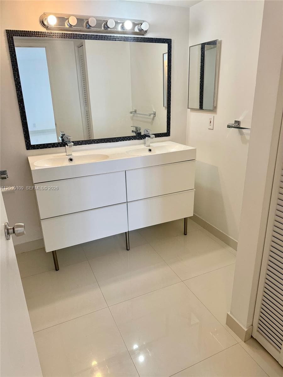 3300 NE 192nd St # 1609, Aventura FL 33180 — 9