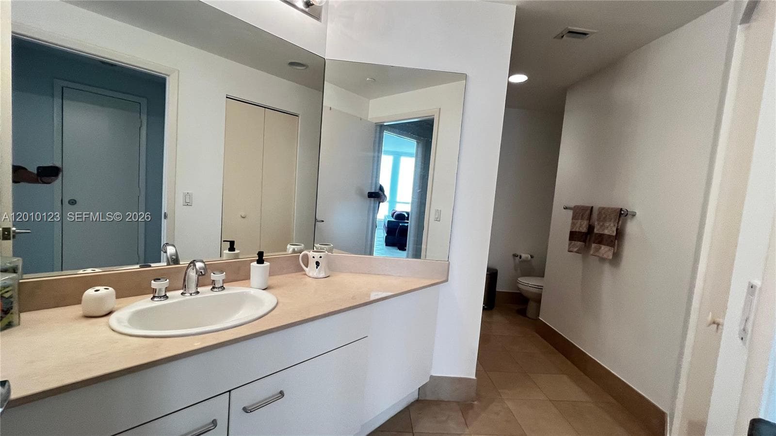 21150 Point Pl # 1202, Aventura FL 33180 — 26