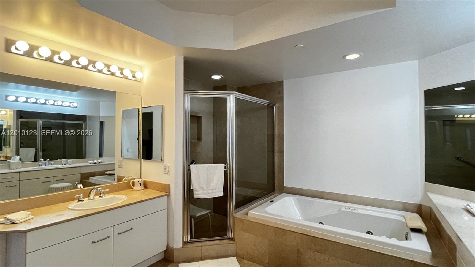 21150 Point Pl # 1202, Aventura FL 33180 — 22