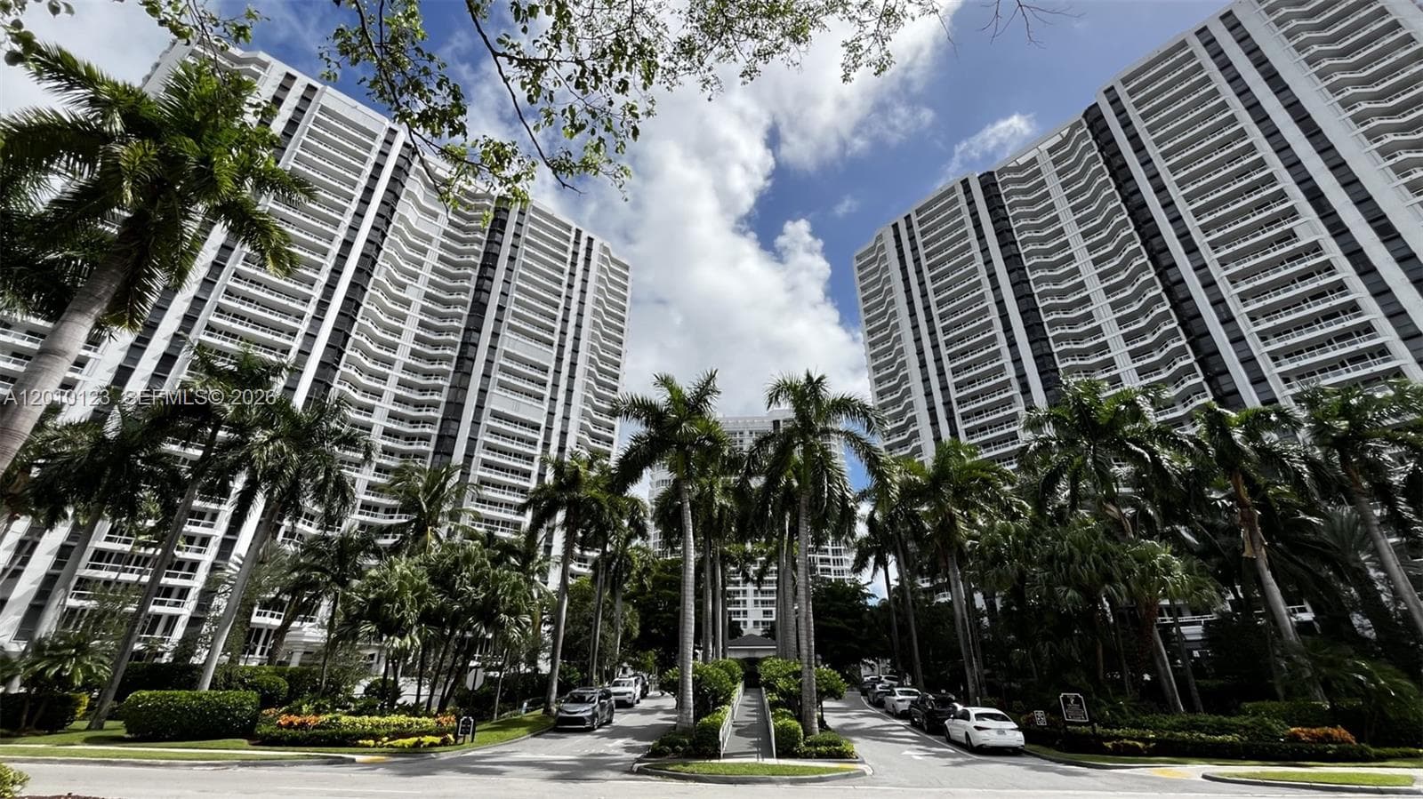21150 Point Pl # 1202, Aventura FL 33180 — 1