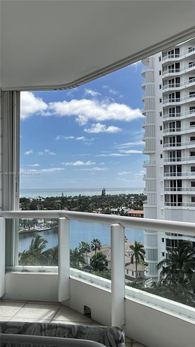 21150 Point Pl # 1202, Aventura FL 33180 — 30