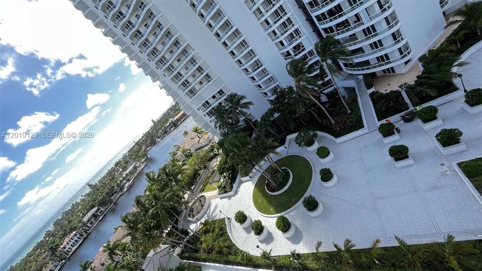 21150 Point Pl # 1202, Aventura FL 33180 — 31