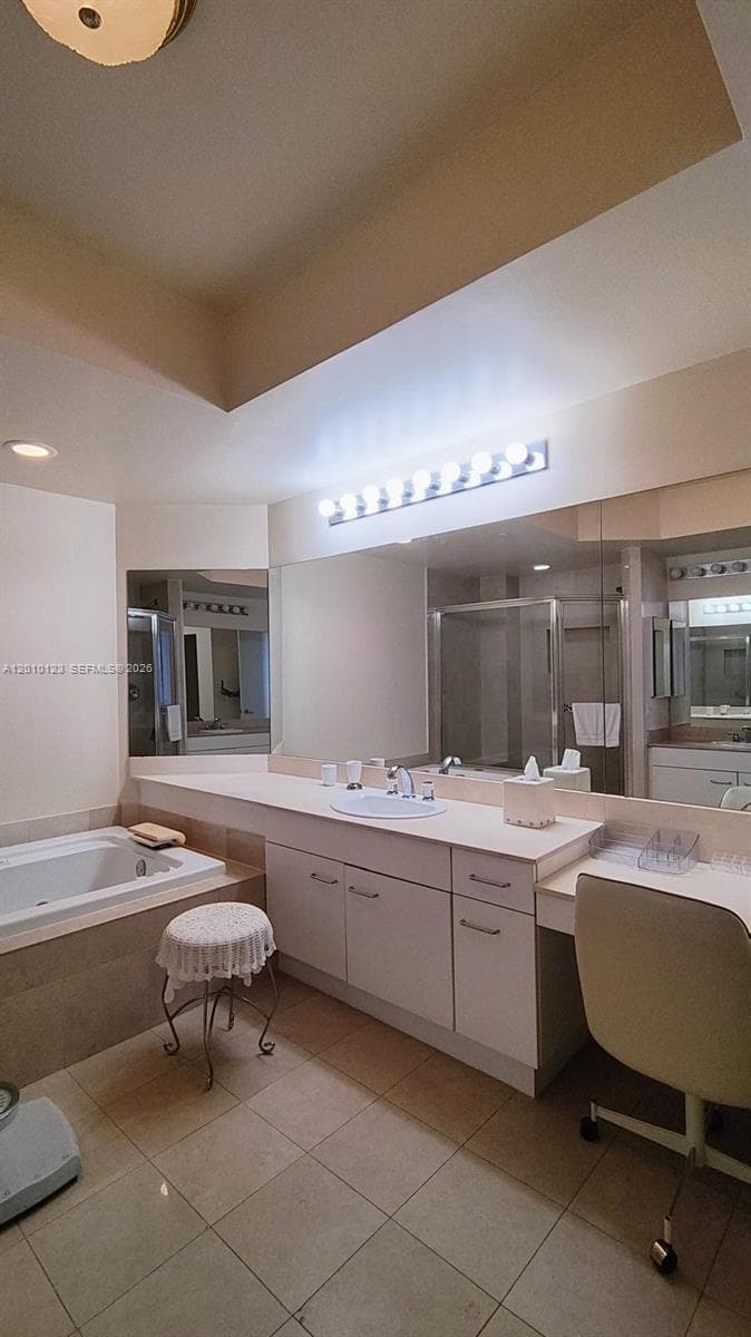 21150 Point Pl # 1202, Aventura FL 33180 — 25
