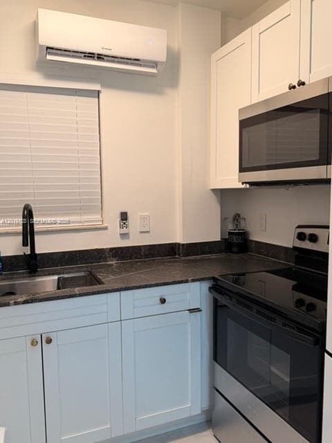 1043 NW 2nd St # 3, Miami FL 33128 — 5