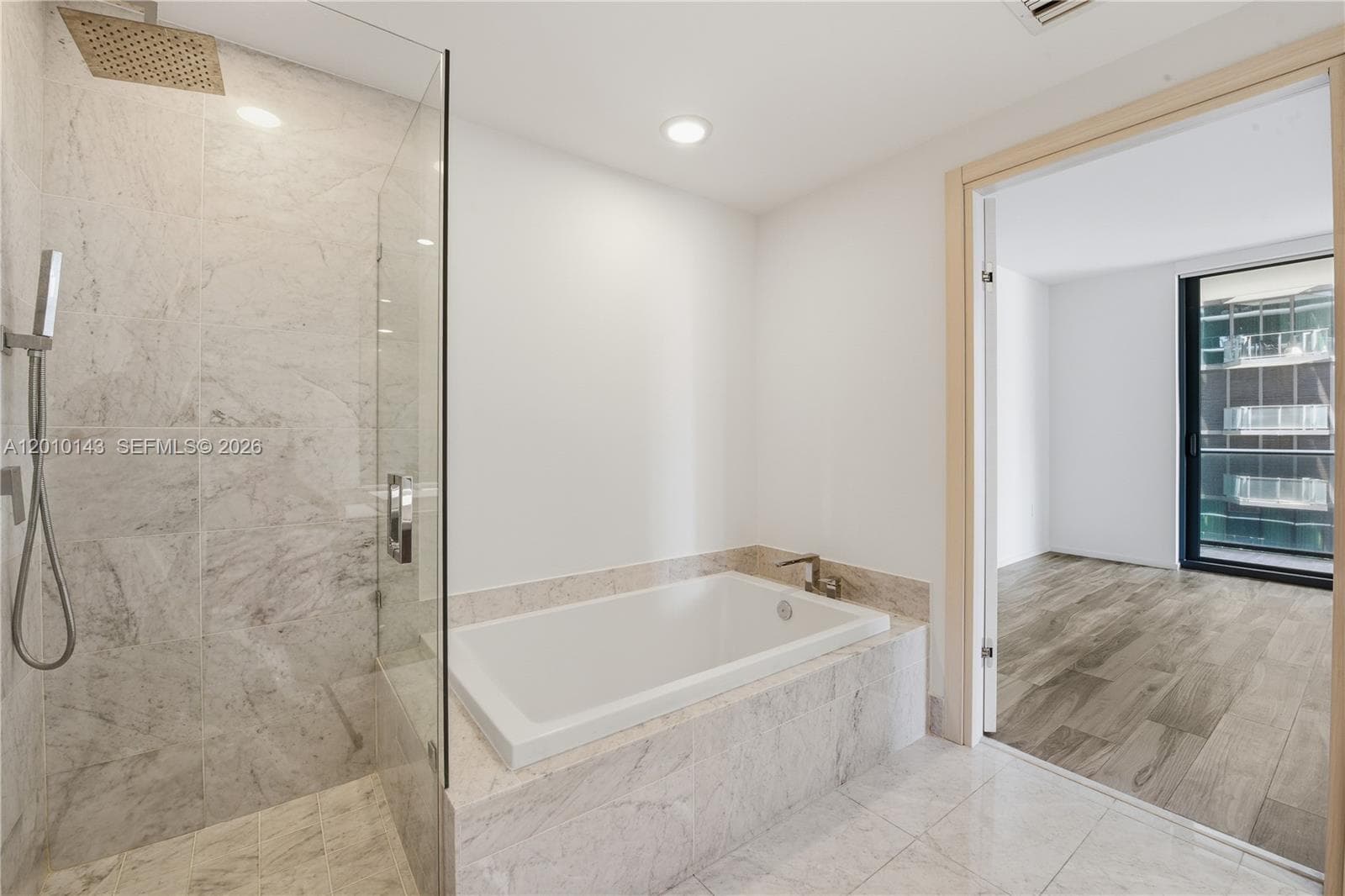 801 S Miami Ave # 2505, Miami FL 33130 — 9